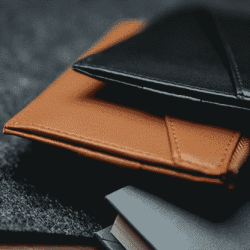 The Edge Wallet (Tan) - TCC