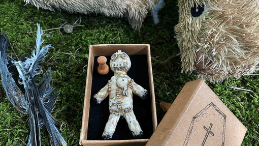 HOODOO - Haunted Voodoo Doll - iNFiNiTi and Mark Traversoni